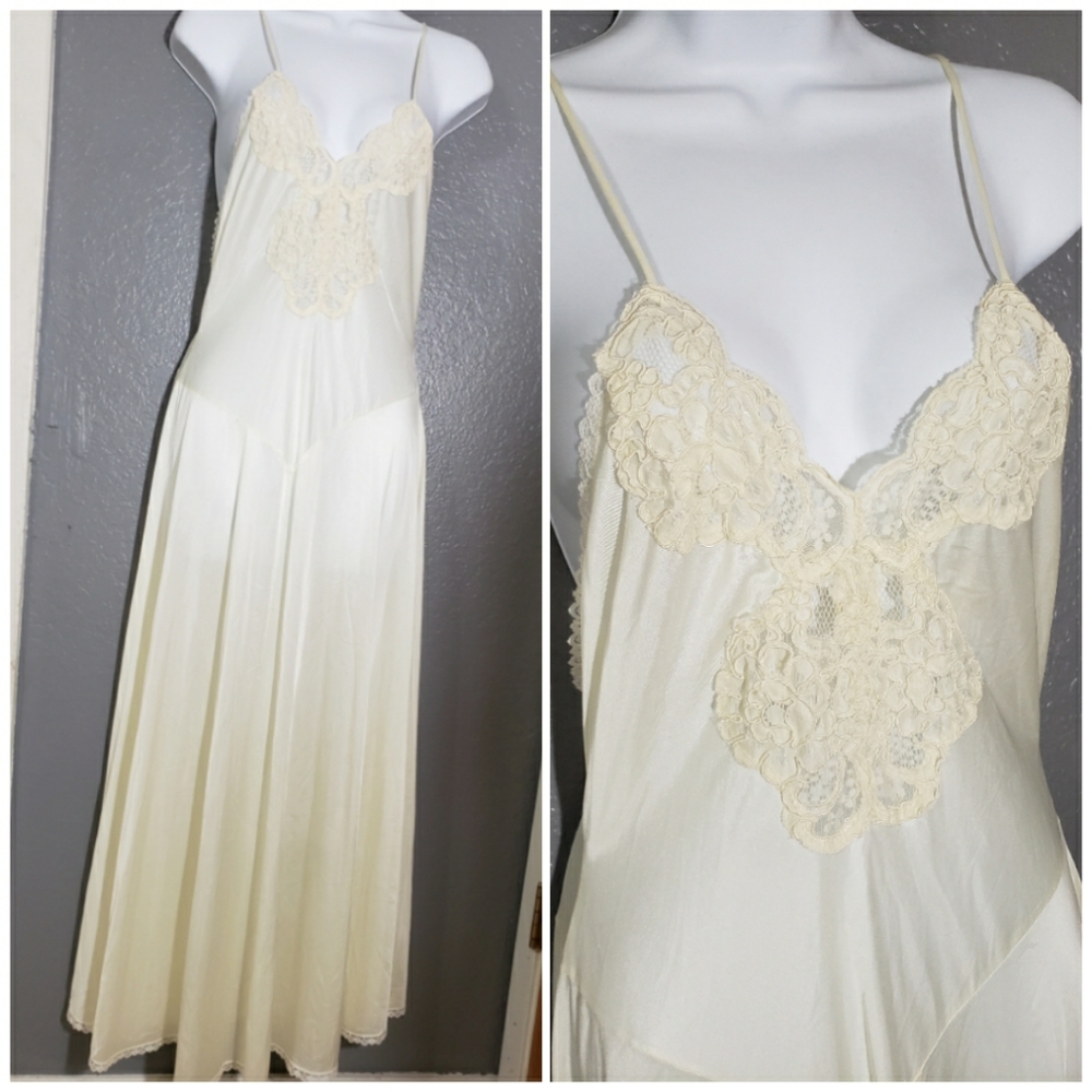 Victoria’s Secret Gold Label Lace Satin Maxi Slip Dress Ivory Size Small Vintage